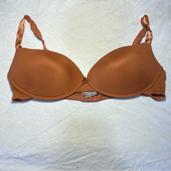 Daisy Fuentes Wireless 38D Soft Cup Bra Brown Nude Comfortable Lounge Ribbed - Picture 1 of 10